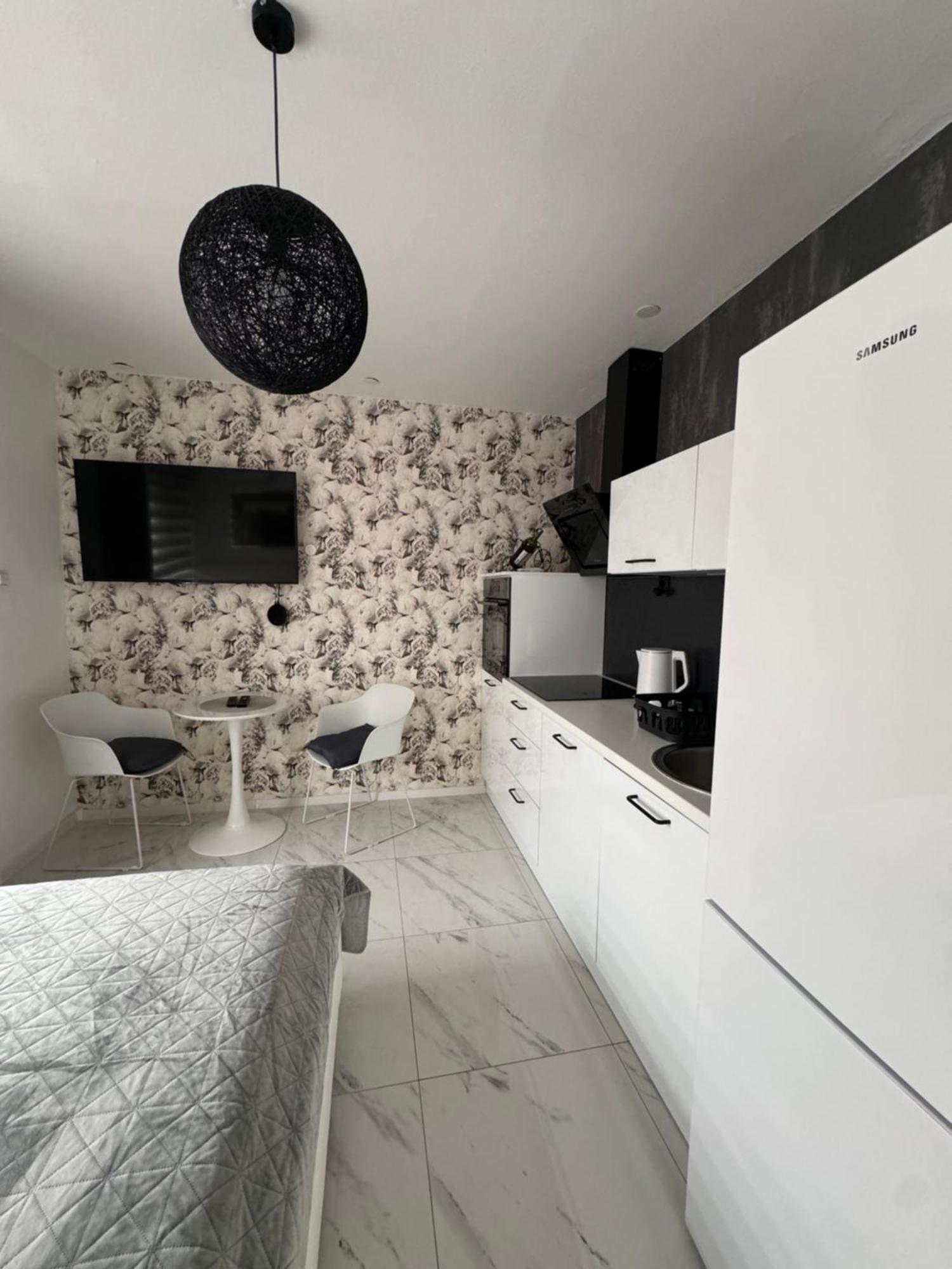 Center 2 Apartment